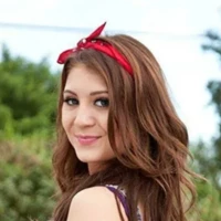 Джоджо Кисс Jojo Kiss