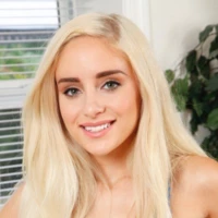 Наоми Вудс Naomi Woods