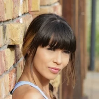 Мона Ким Mona Kim