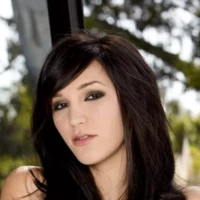 Холли Майклс Holly Michaels