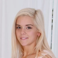 Хэлли Вон Halle Von