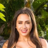 Лилли Хол Lilly Hall