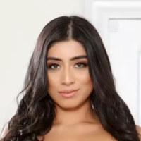 Вайолет Майерс Violet Myers