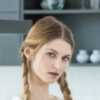 Надя Набакова Nadya Nabakova