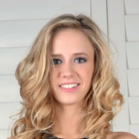 Рейчел Джеймс Rachel James